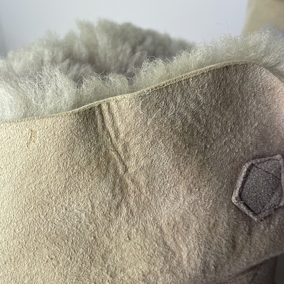 UGG Bailey Tulle Low Ankle Boots - Picture 6 of 9